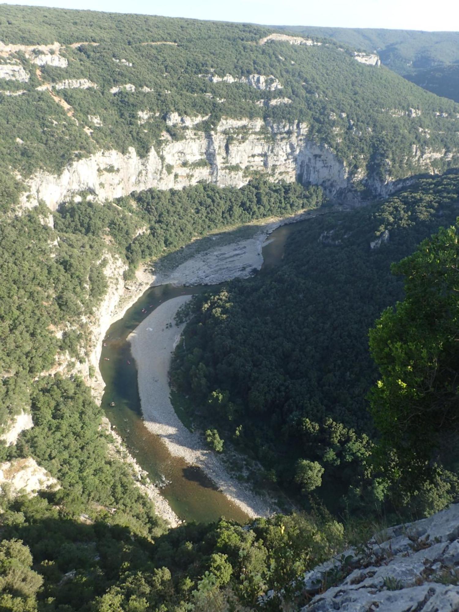 Le Rocher De Sampzon Екстер'єр фото